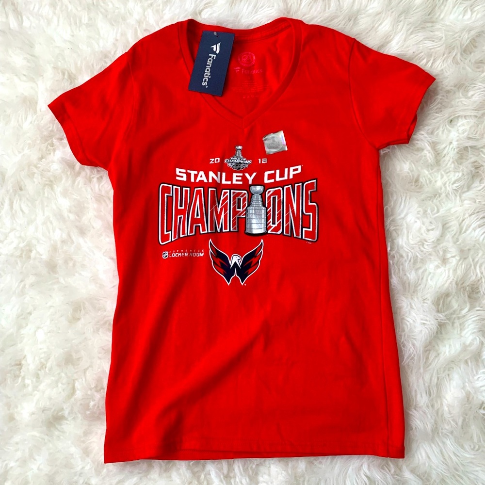 Women's Washington Capitals 2018 NHL
Stanley Cup Champions T-Shirt Size S